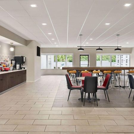 Ramada By Wyndham Allentown Bethlehem Extérieur photo