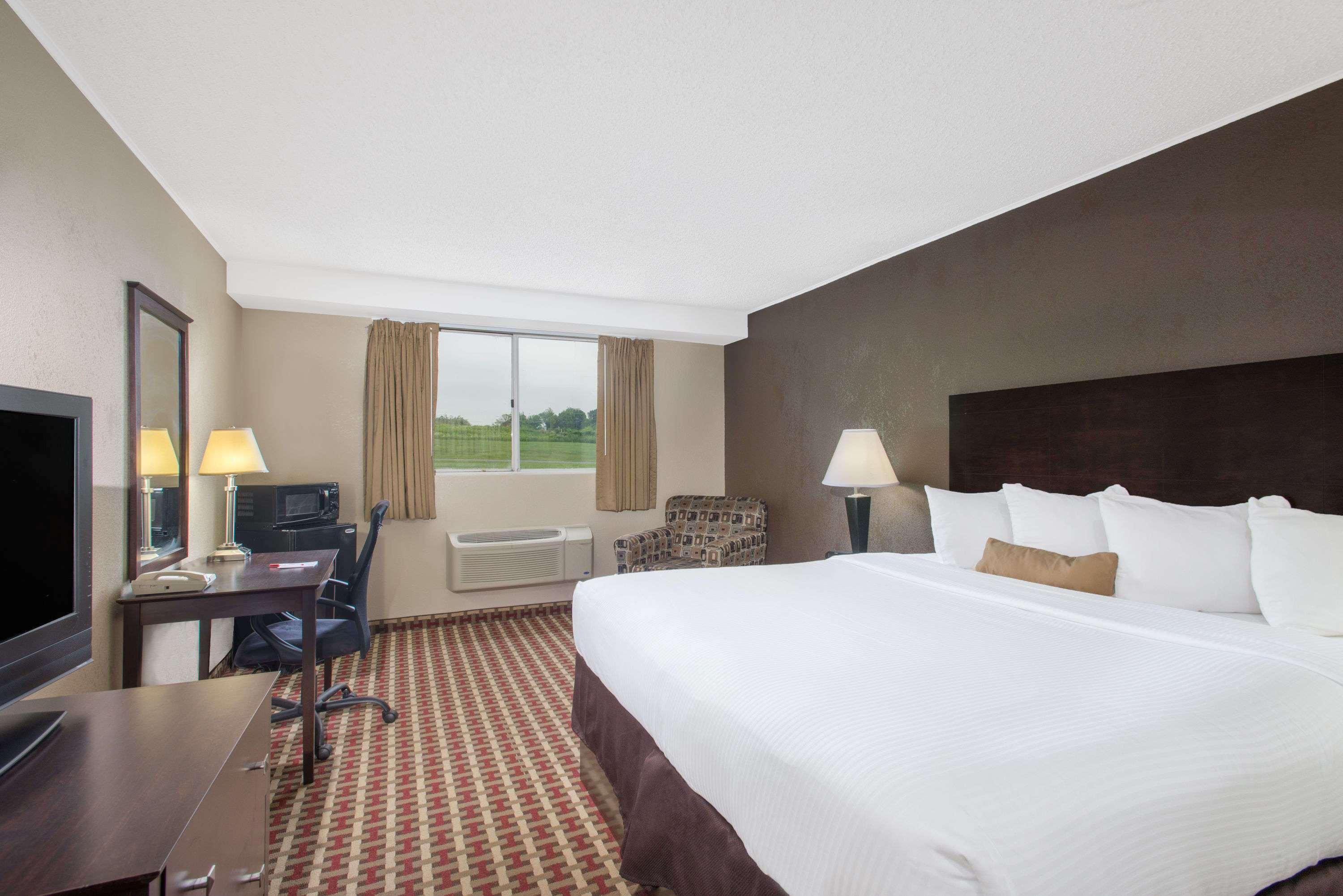 Ramada By Wyndham Allentown Bethlehem Extérieur photo