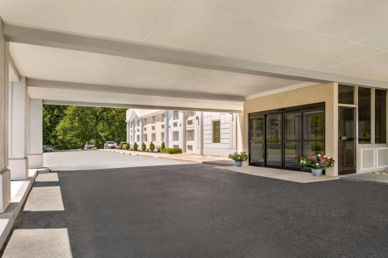 Ramada By Wyndham Allentown Bethlehem Extérieur photo