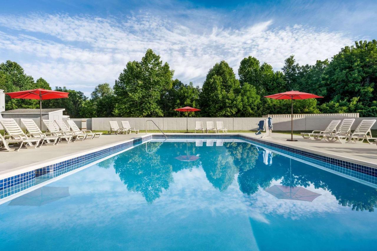 Ramada By Wyndham Allentown Bethlehem Extérieur photo