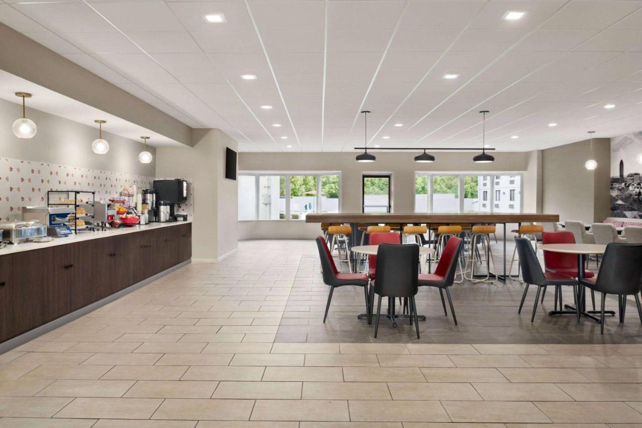 Ramada By Wyndham Allentown Bethlehem Extérieur photo