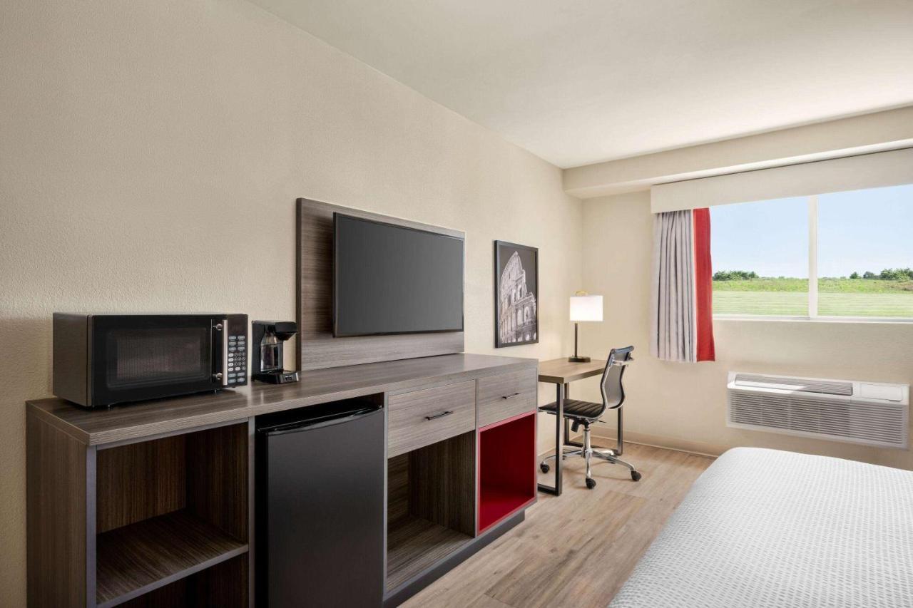 Ramada By Wyndham Allentown Bethlehem Extérieur photo